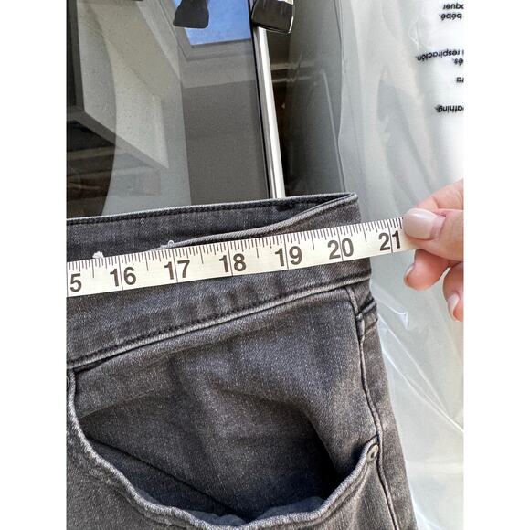 Lane Bryant Mid Rise Signature Fit Straight Jeans Black Size 18 - Picture 10 of 10